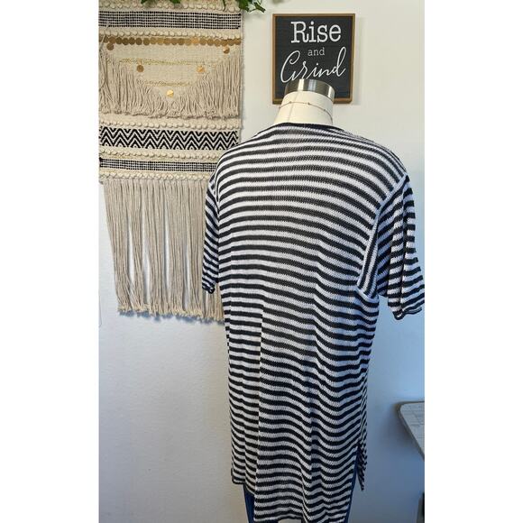 Eileen Fisher Womans Round Neck Stripped Organic Linen Loose Fit Top Large - Picture 6 of 7